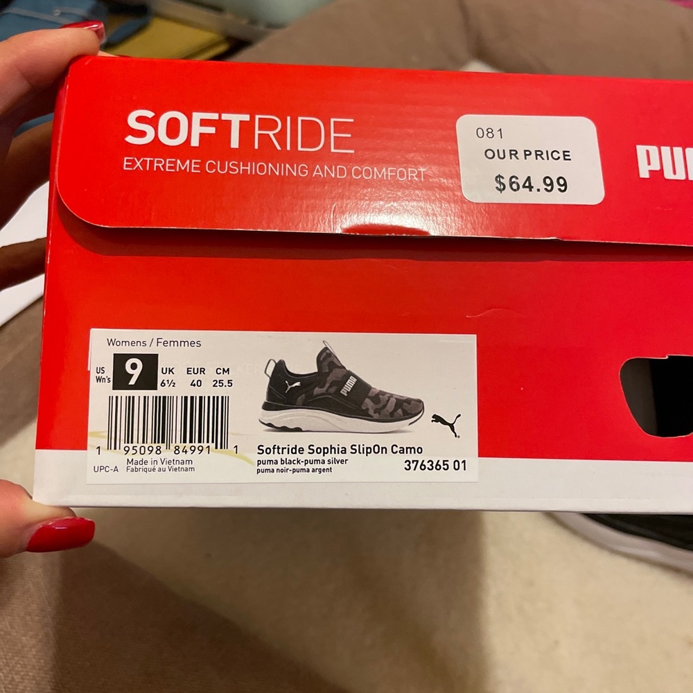 Puma slide on